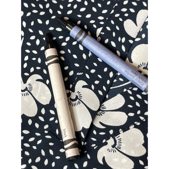 Cabi Blue Floral V-Neck Blouse Short Sleeves Dotted Print Lightweight Top Size L - Picture 4 of 11